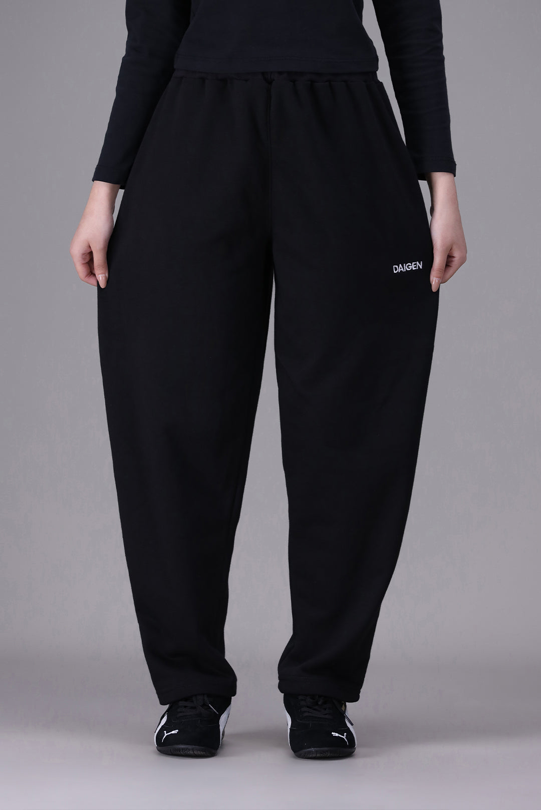 Barrel Fit Silhouette Trouser